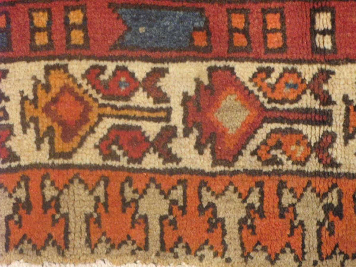 4' 0" x 9' 8" Persian Sarab Runner image 10
