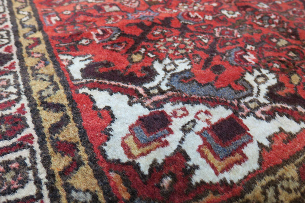 3' 6" x 4' 10" Persian Hamadan Rug image 2