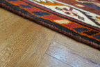 5' 4" x 8' 0" Persian Shiraz Rug image 3