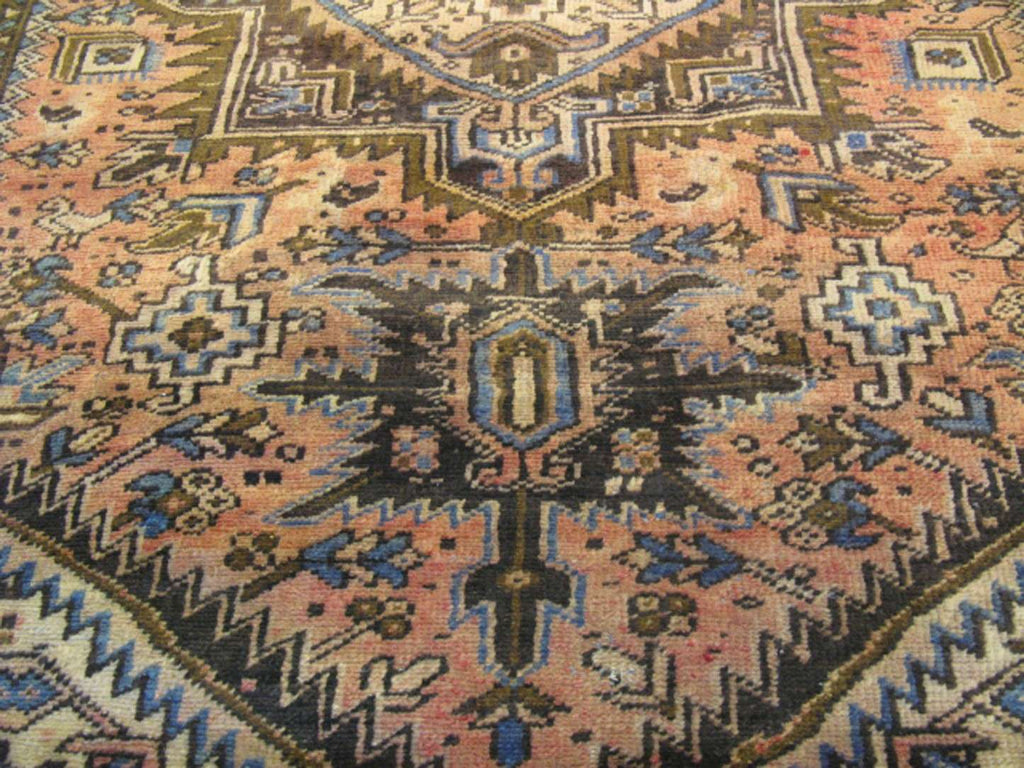 6' 8" x 10' 5" Vintage Heriz Rug image 6