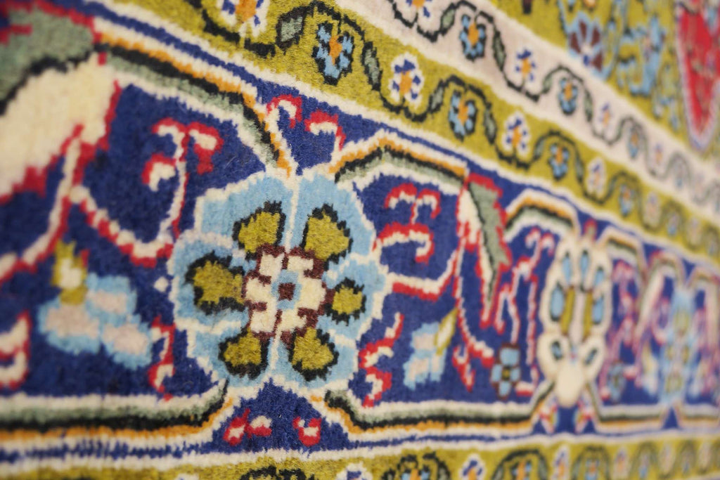 3' 5" x 5' 1" Persian Shahreza Rug image 2