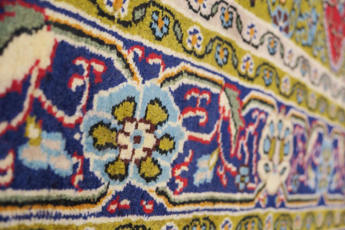 3' 5" x 5' 1" Persian Shahreza Rug image 2
