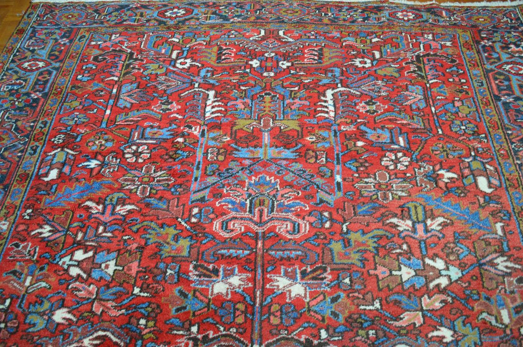 8' 4" x 11' 8" Persian Heriz Rug image 2