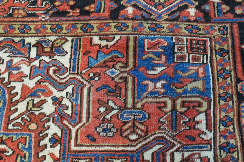 7' 6" x 10' 2" Persian Heriz Rug image 6