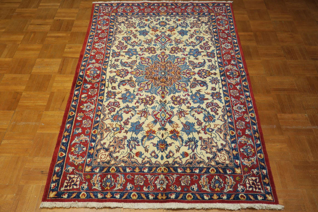3' 3" x 5' 6" Persian Najafabad Rug image 4