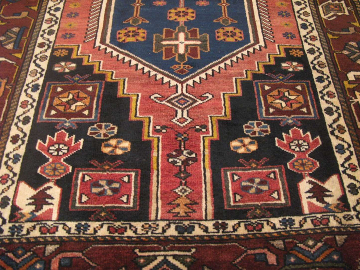 4' 5" x 6' 1" Persian Shahsavan Rug image 8