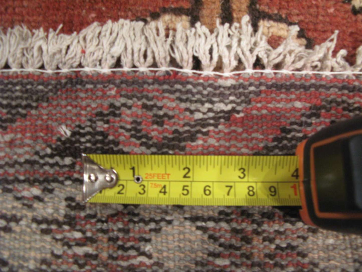 4' 0" x 6' 9" Persian Ferdows Rug image 12