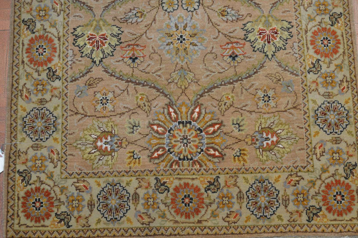 2' 4" x 4' 3" India Agra Rug image 9