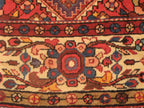5' 2" x 10' 8" Vintage Hosseinabad Rug image 4