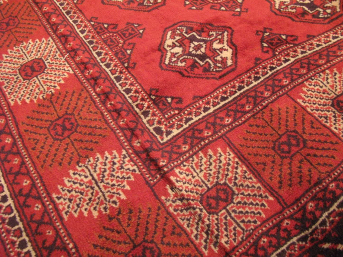 6' 9" x 10' 1" Persian Turkmen Rug image 5