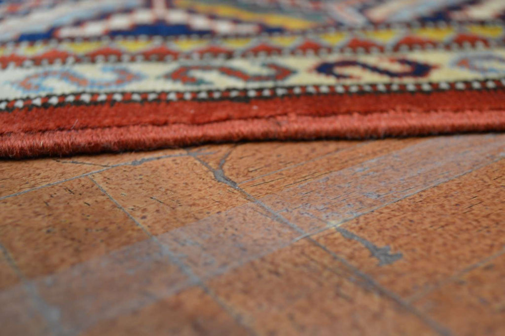 3' 6" x 5' 2" Pakistan Shirvan Rug image 10