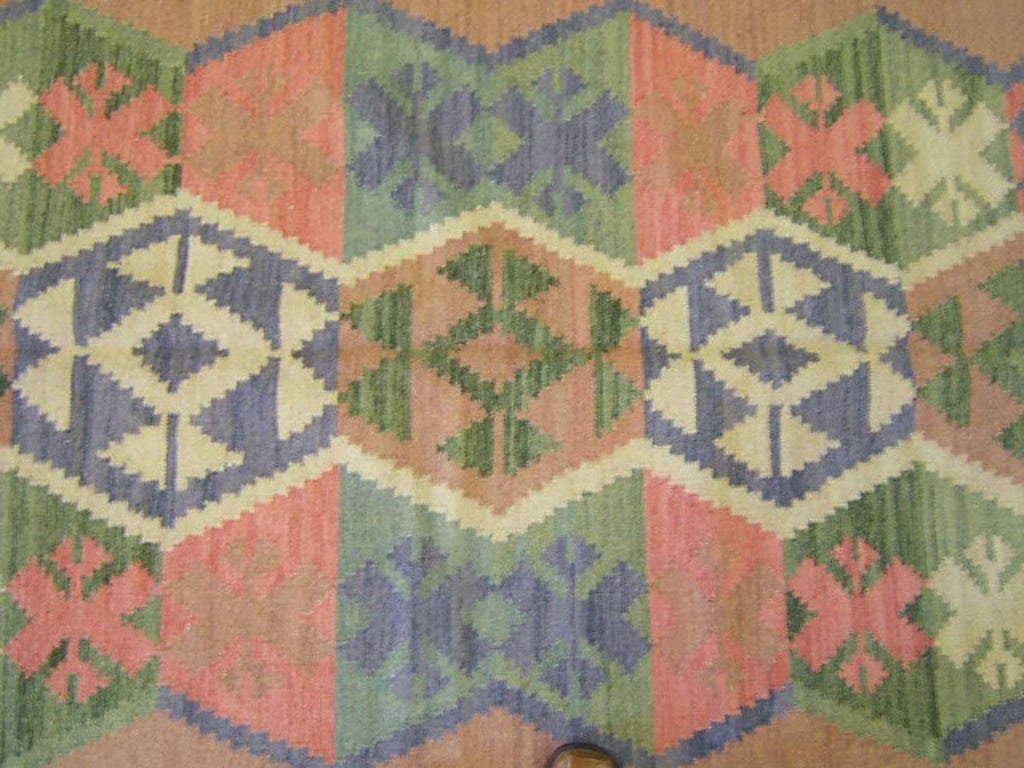 6' 5" x 8' 2" India Kilim Rug image 3