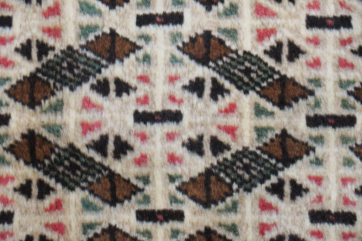 3' 1" x 4' 5" Persian Turkeman Rug image 5