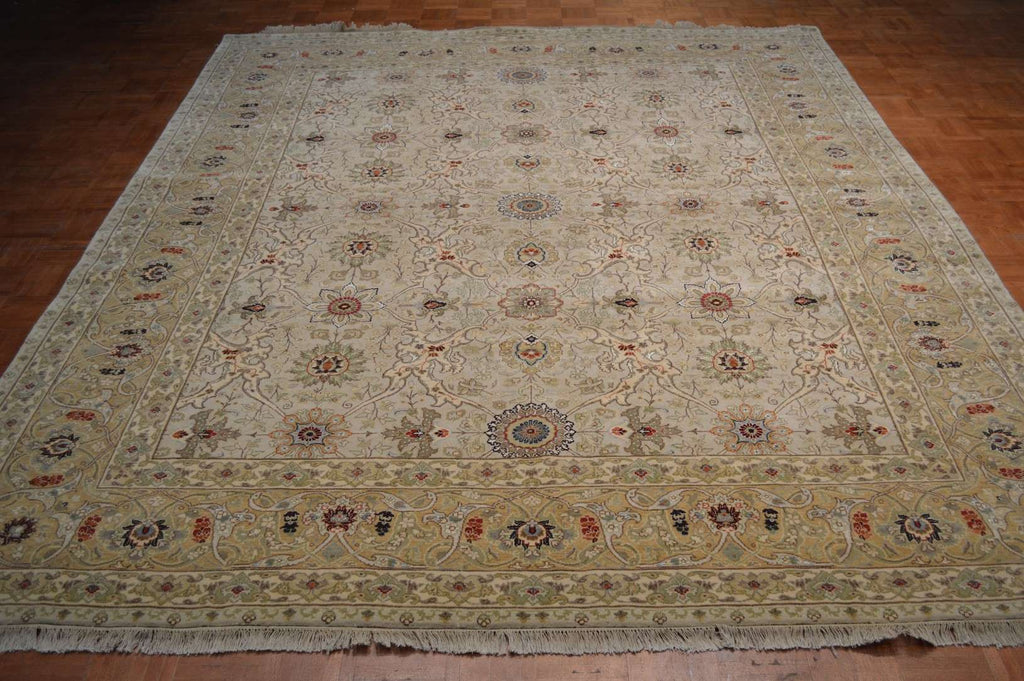 8' 1" x 9' 9" India Agra Rug image 1