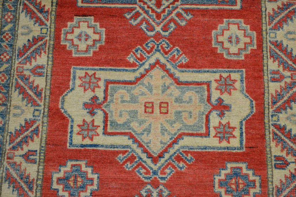 2' 7" x 9' 8" Pakistan Kazak Runner image 9