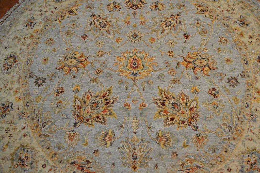 7' 8" x 7' 8" India Sultanabad Round Rug image 7
