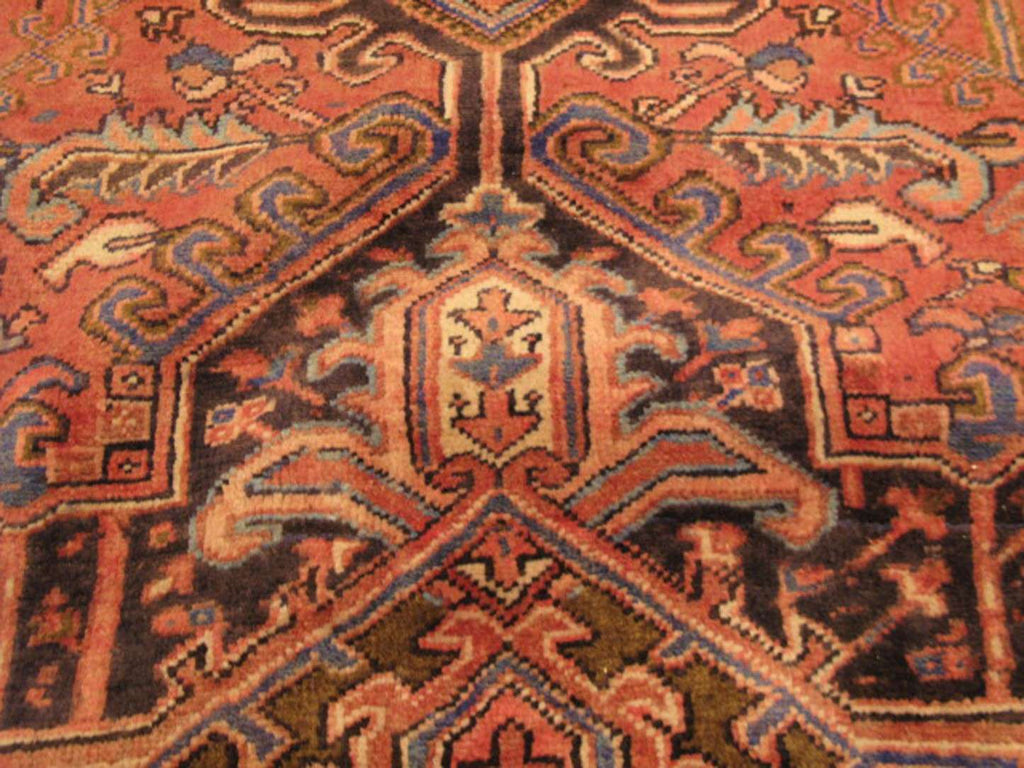 9' 1" x 11' 1" Persian Heriz Rug image 10