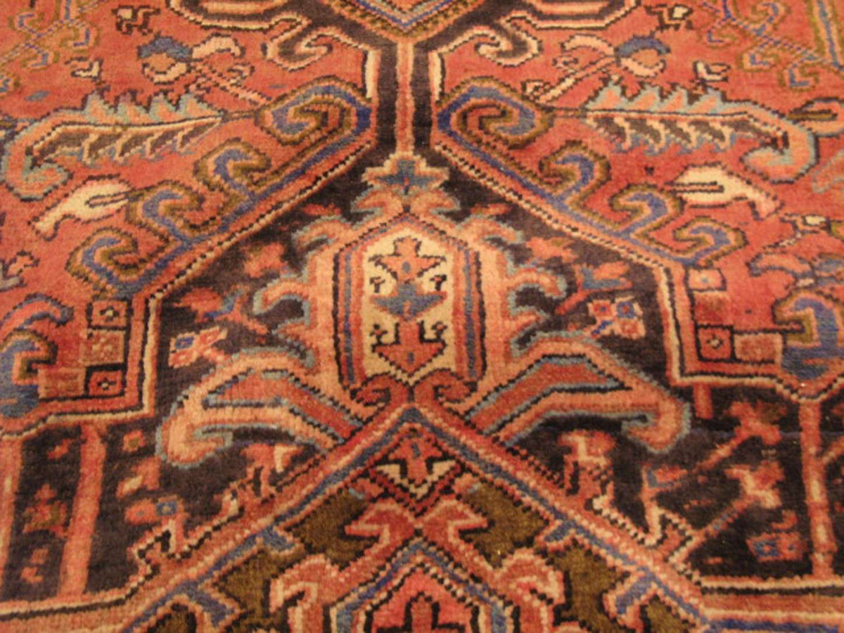 9' 1" x 11' 1" Persian Heriz Rug image 10