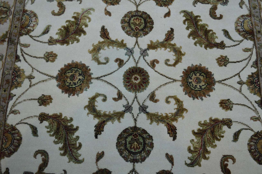 5' 0" x 7' 1" India Jaipur Rug image 9