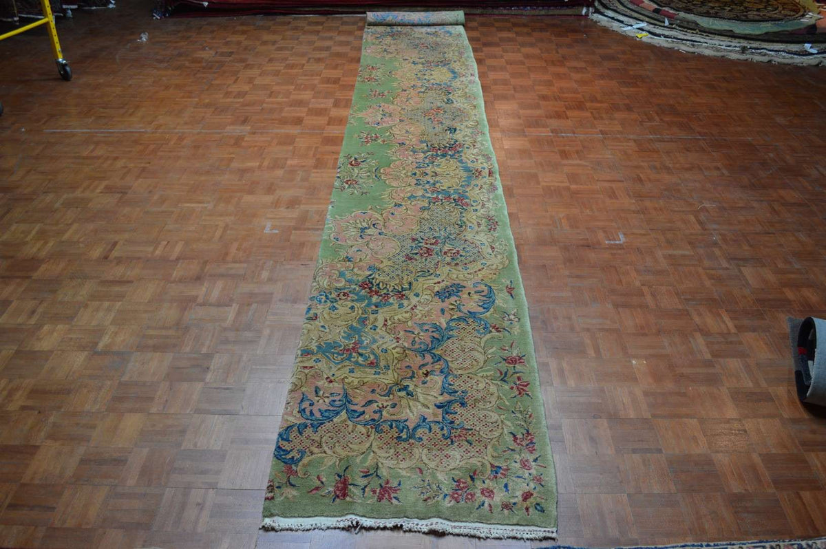 2' 8" x 19' 8" Persian Lavar Runner image 1