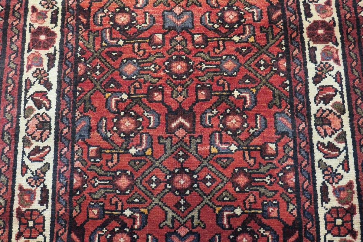 2'8'' x 12'3'' Persian Hamadan Runner image 4