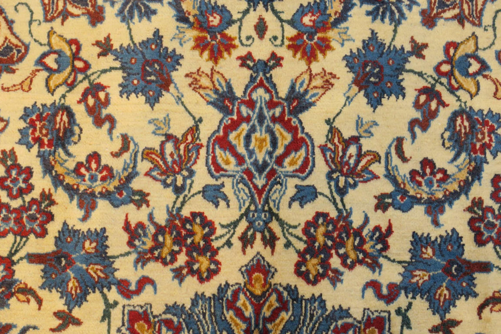 3' 3" x 5' 6" Persian Najafabad Rug image 5