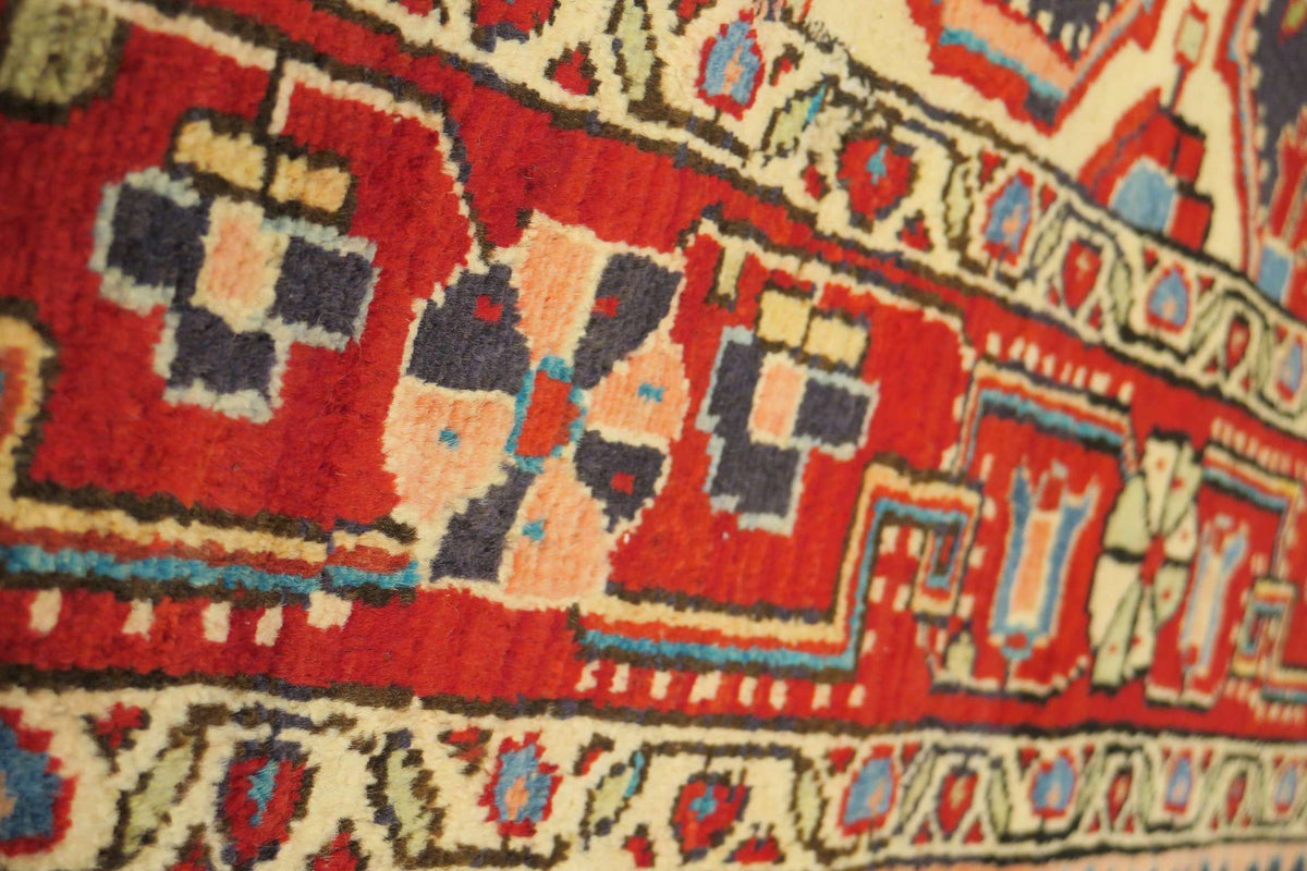 4' 2" x 7' 3" Persian Jozan Rug image 5