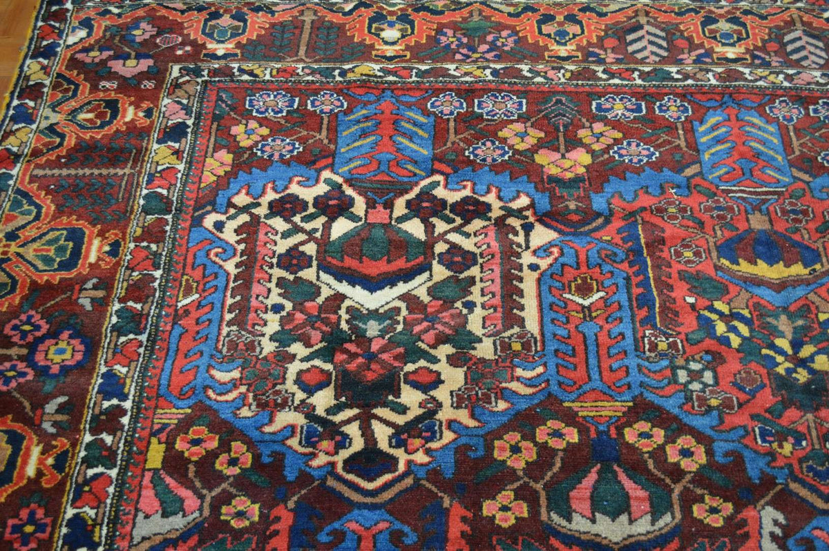 10' 8" x 12' 8" Persian Bakhtiari Rug image 2