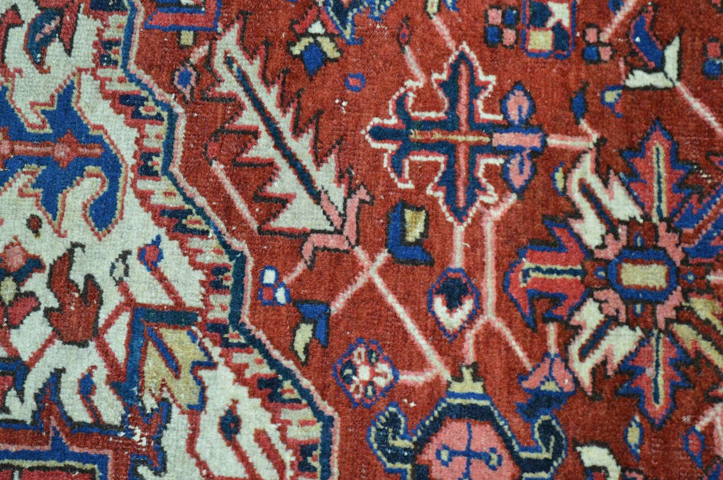 8' 3" x 11' 2" Persian Heriz Rug image 9