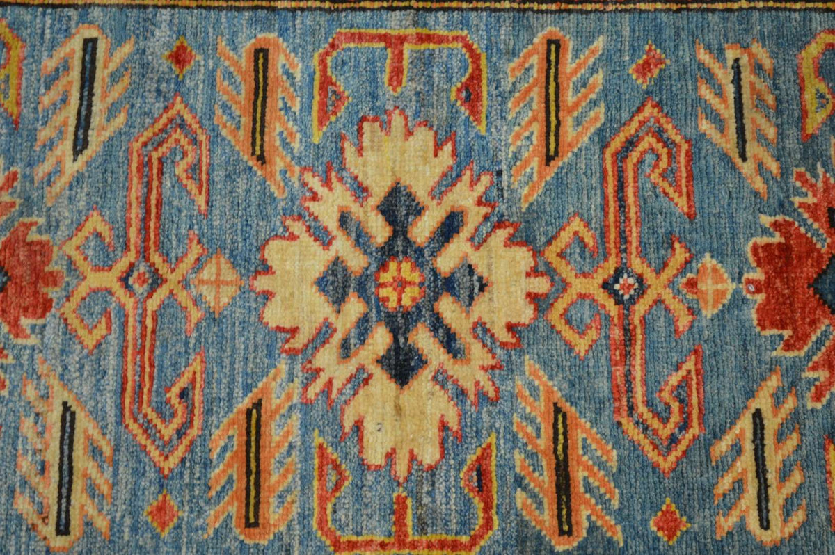 2' 6" x 8' 6" Pakistan Kazak Runner image 3
