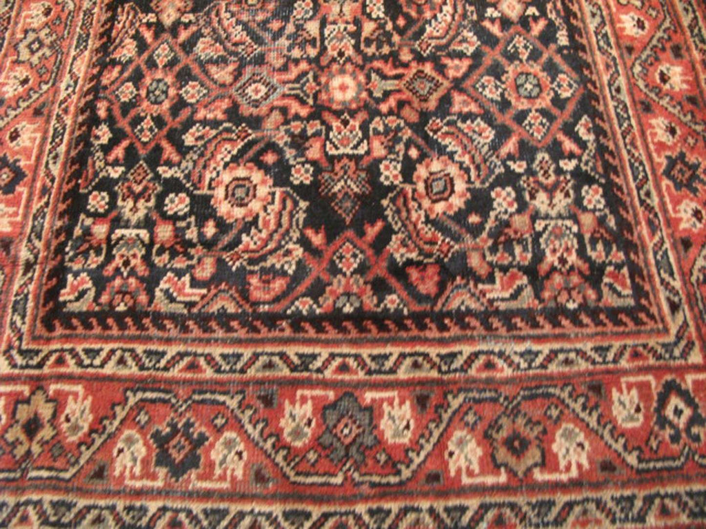 4' 3" x 8' 2" Persian Mahal Rug image 4