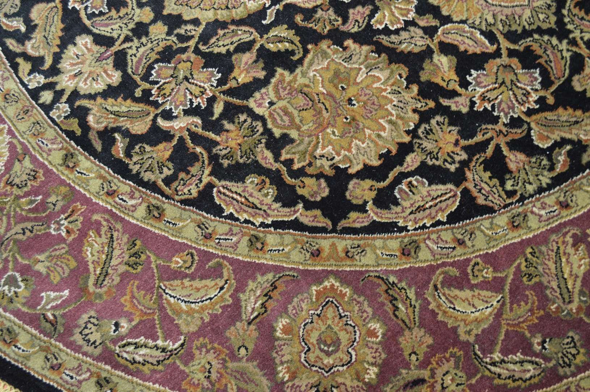 8' 4" x 8' 4" India Agra Round Rug image 3
