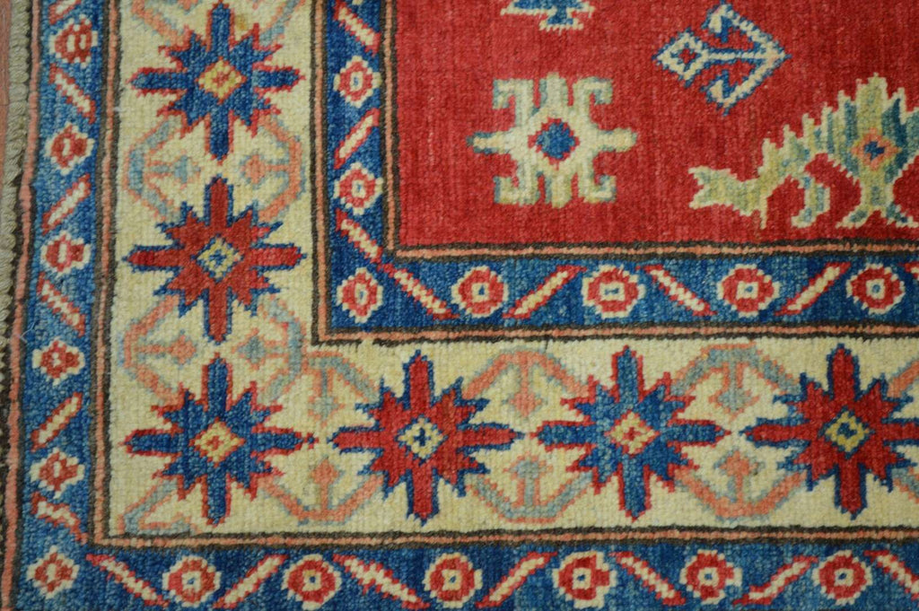 3' 6" x 4' 9" Pakistan Kazak Rug image 2