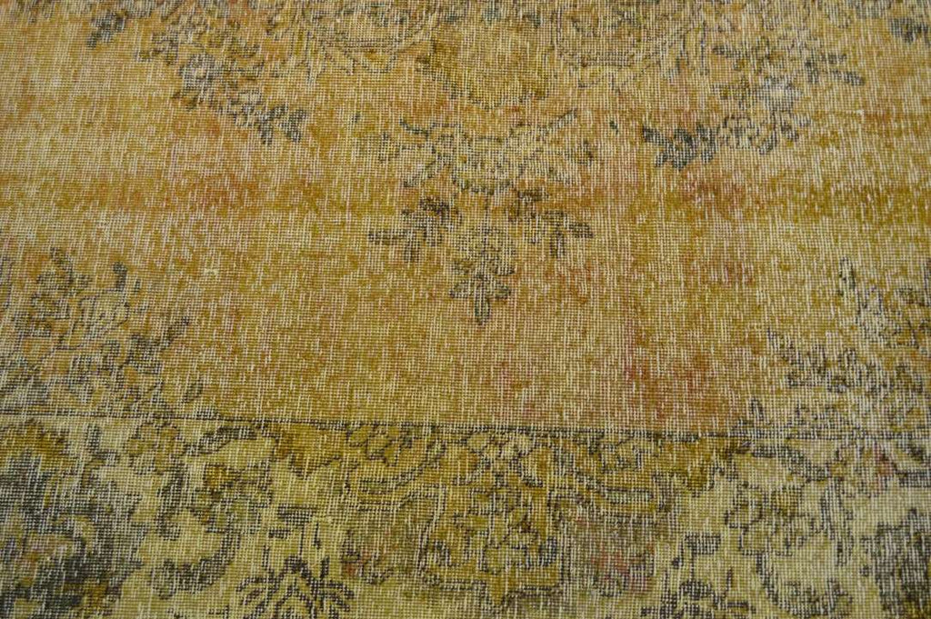 8' 8" x 12' 7" Pakistan Vintage Rug image 8
