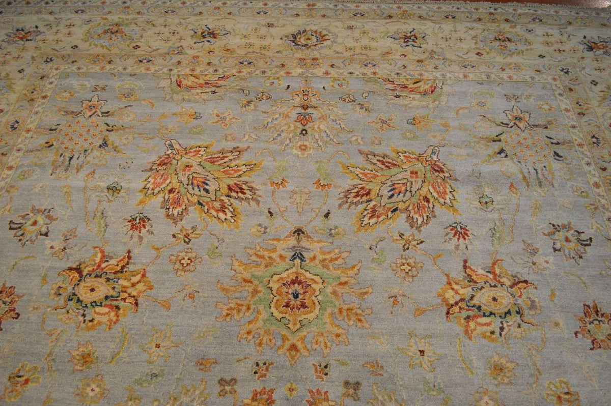 9' 8" x 10' 0" India Sultanabad Square Rug image 6
