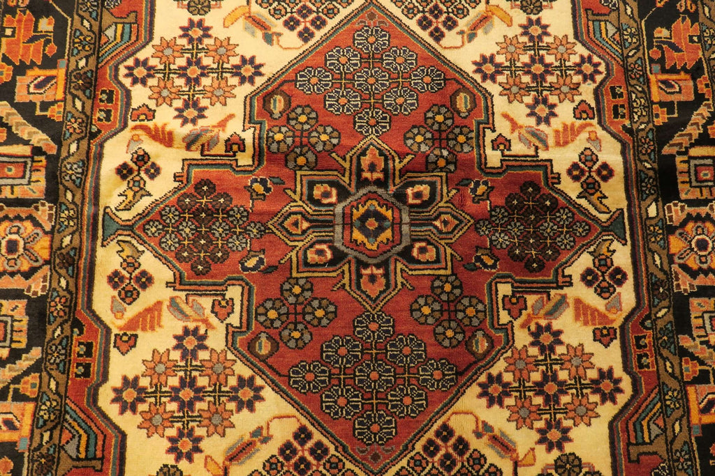 6' 6" x 4' 4" Persian Hamadan Rug image 5