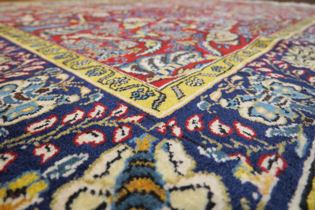 3' 5" x 5' 1" Persian Shahreza Rug image 0