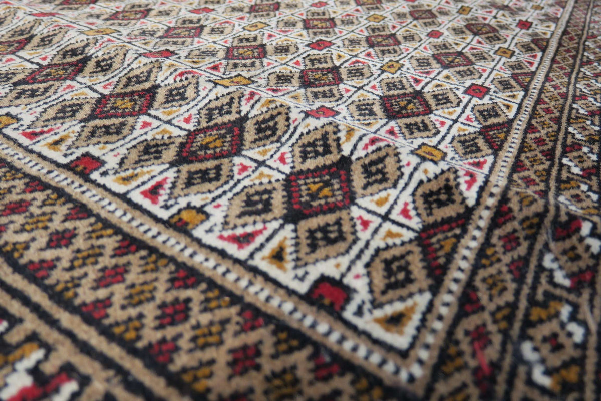 2' 1" x 4' 3" Persian Turkeman Rug image 4