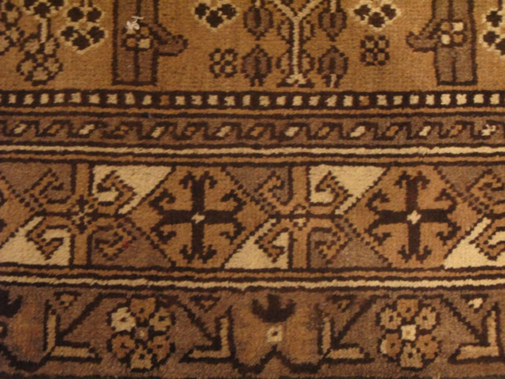 6' 8" x 9' 7" Persian Ferdows Rug image 6