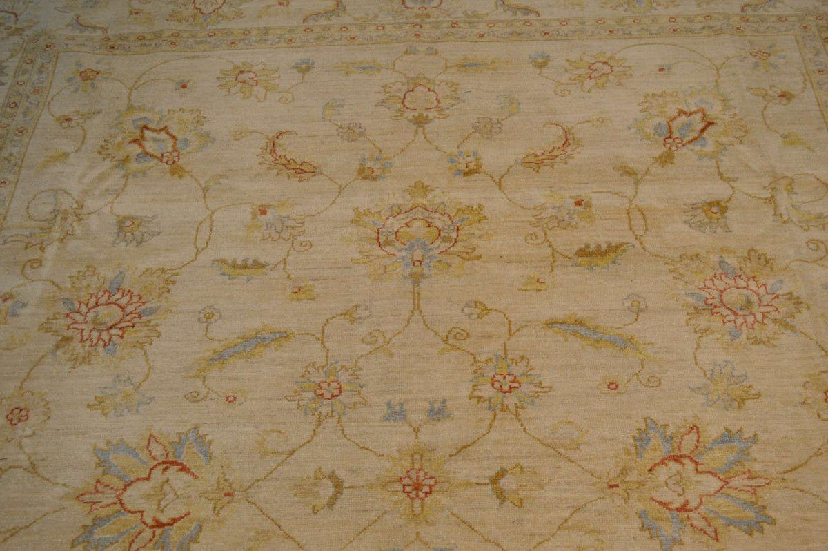8' 1" x 9' 7" Pakistan Peshawar Rug image 2