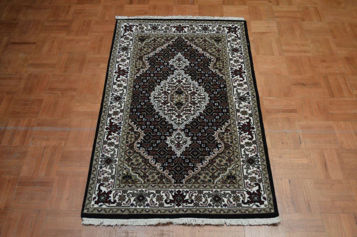 2' 6" x 4' 2" India Bijar Rug image 2
