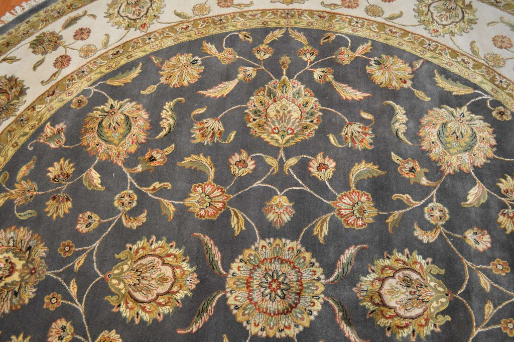 10' 2" x 10' 2" India Jaipur Round Rug image 8