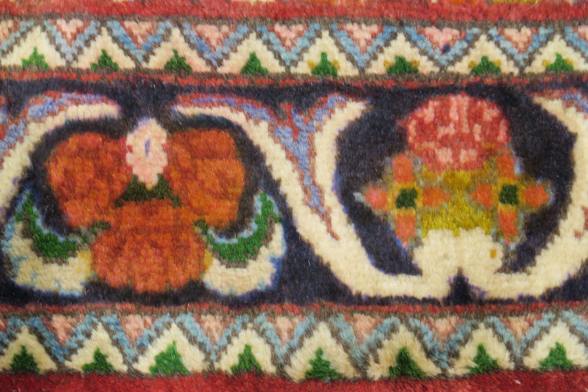 3' 3" x 5' 2" Persian Bijar Rug image 10