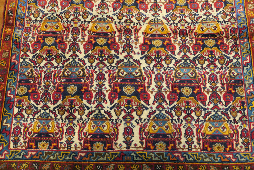 3' 1" x 4' 6" Persian Abadeh Rug image 5