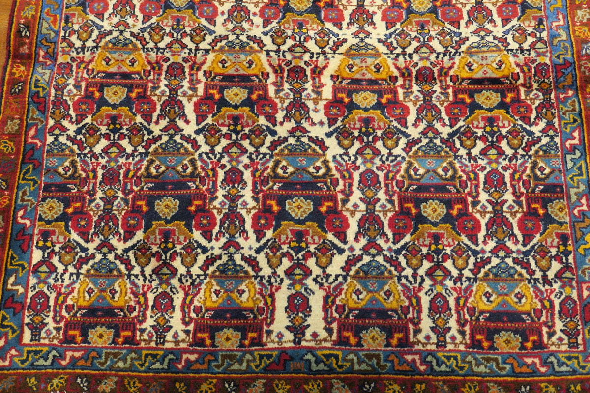 3' 1" x 4' 6" Persian Abadeh Rug image 5