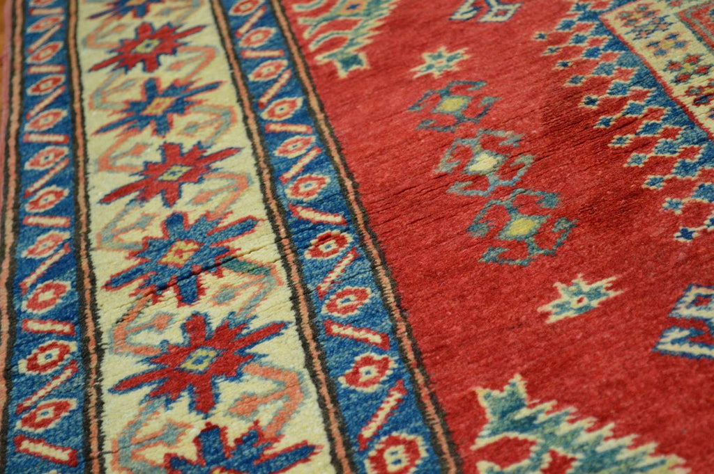 3' 6" x 4' 9" Pakistan Kazak Rug image 10