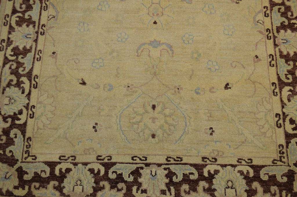 4' 0" x 6' 0" Pakistan Peshawar Rug image 4