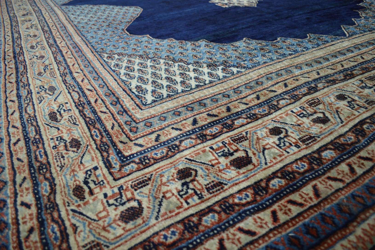 7' 3" x 10' 3" Persian Arak Rug image 8