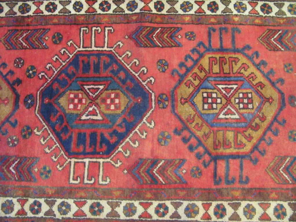 3' 4" x 10' 0" Persian Sarab Runner image 9