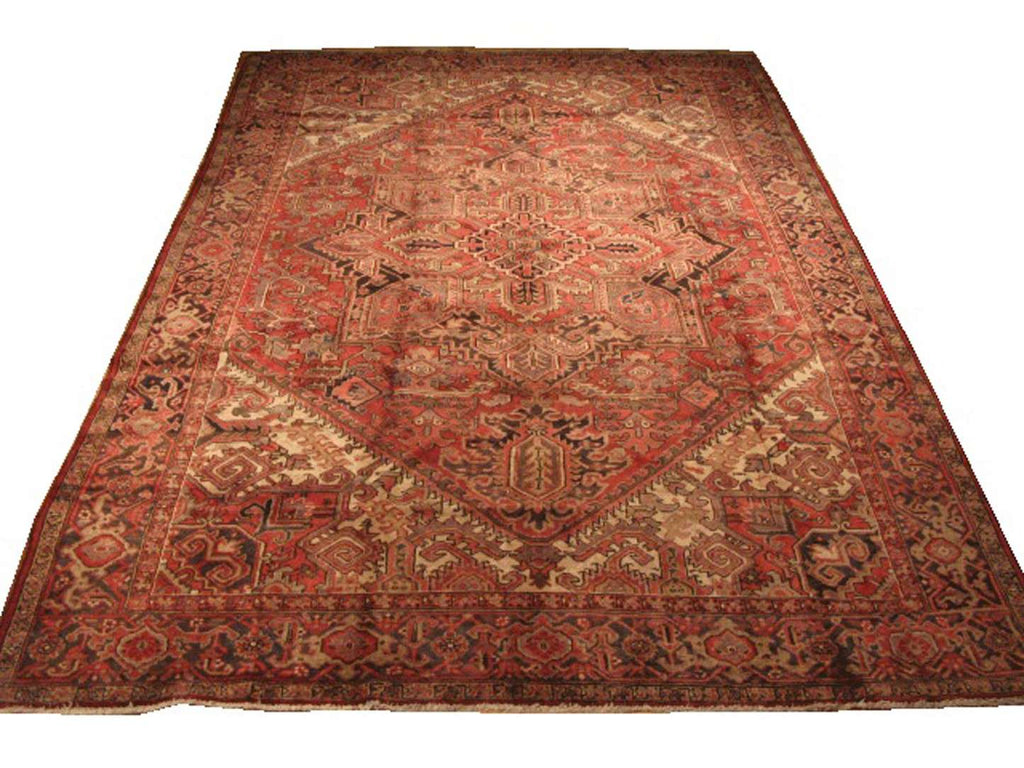 7' 9" x 11' 6" Persian Heriz Rug image 0